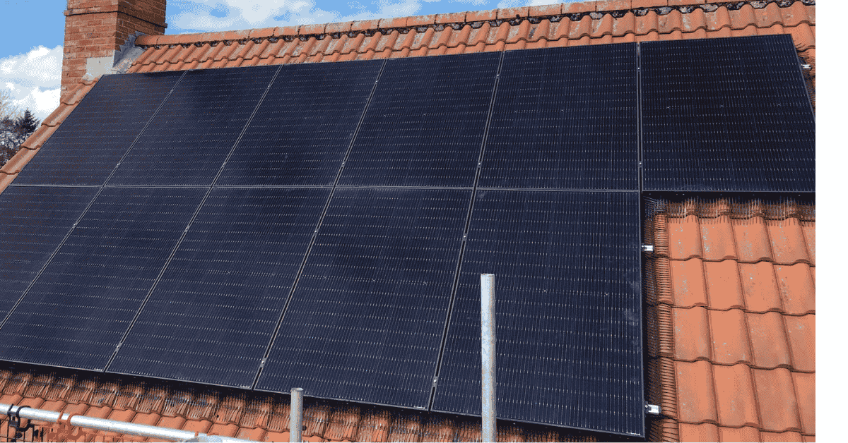 Read more about the article Is Solar Still Worth It in the UK in 2026? What Suffolk Homeowners Need to Know